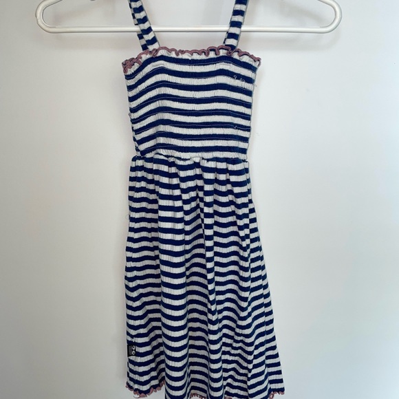 Ubang Girls Dress - Picture 3 of 6